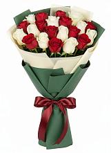 Букет Микс из красных и белых роз #REPLACE_PRED# Кимовске