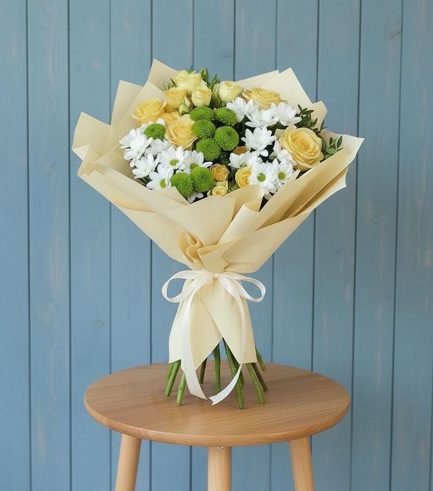 Букет цветов из: Хризантемы и Розы в Кимовске