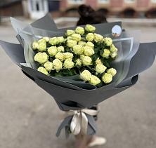 Букет Белые кустовые розы Солинеро #REPLACE_PRED# Кимовске