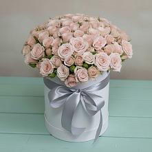 Цветочная композиция из Розы в шляпной коробке в Кимовске