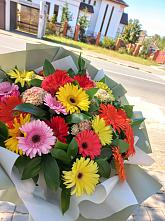 Букет цветов из:  Герберы #REPLACE_PRED# Кимовске