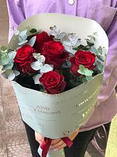 Букет цветов из:  Розы #REPLACE_PRED# Кимовске