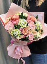 Букет нежные объятья в Кимовске Букет цветов из: Гвоздики, Розы и Хризантемы в Кимовске