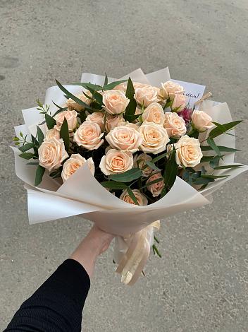 Букет Кремовые розы Латте в Кимовске